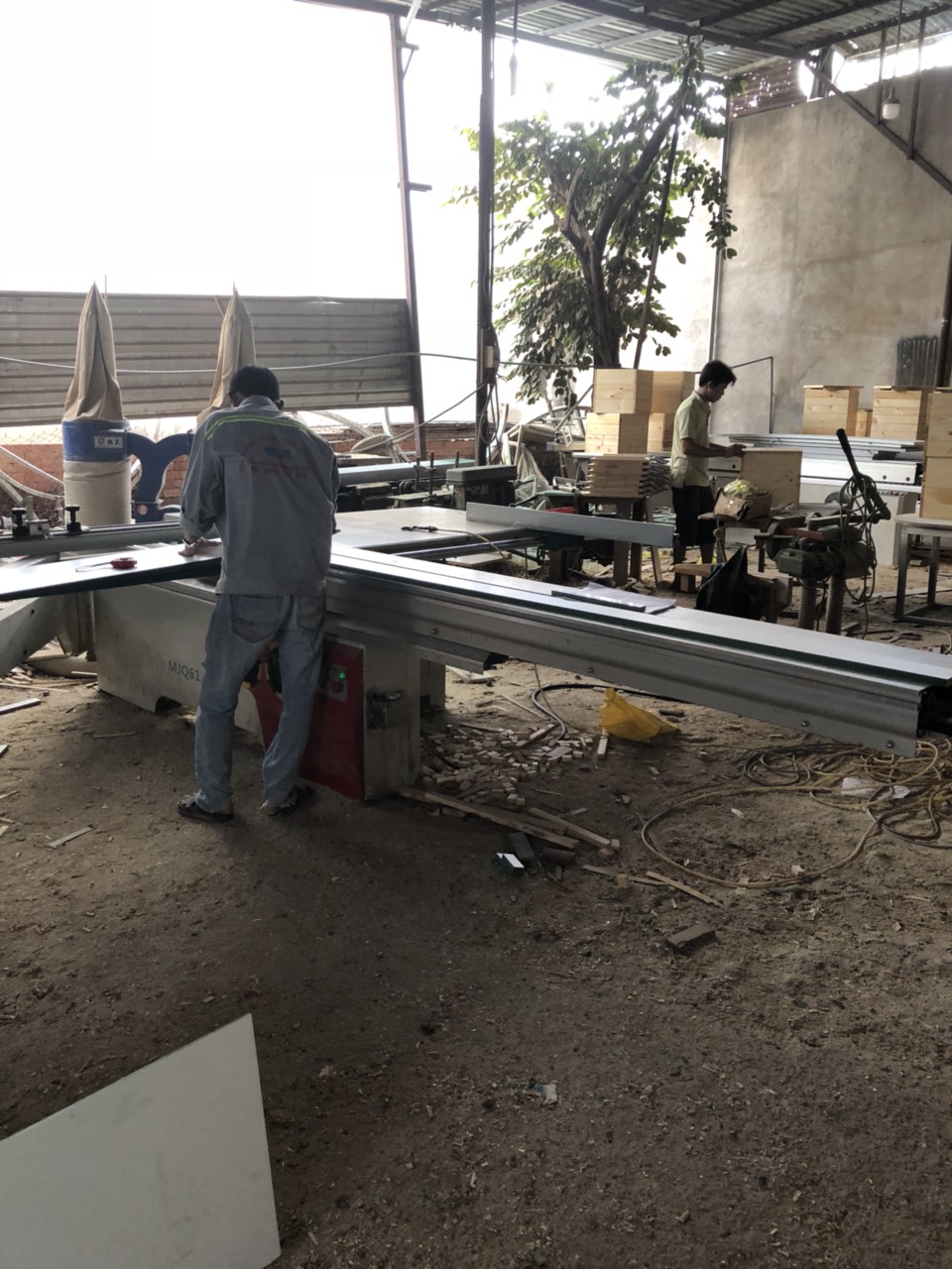 Xưởng sản xuất